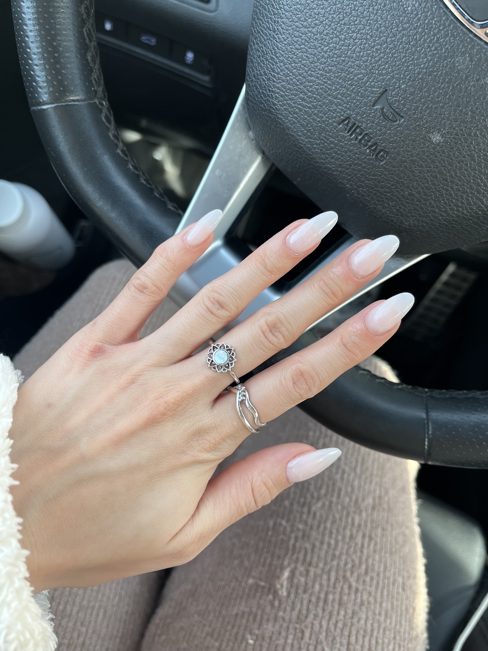 Beverly Hills Nails And Spa nail photo 1