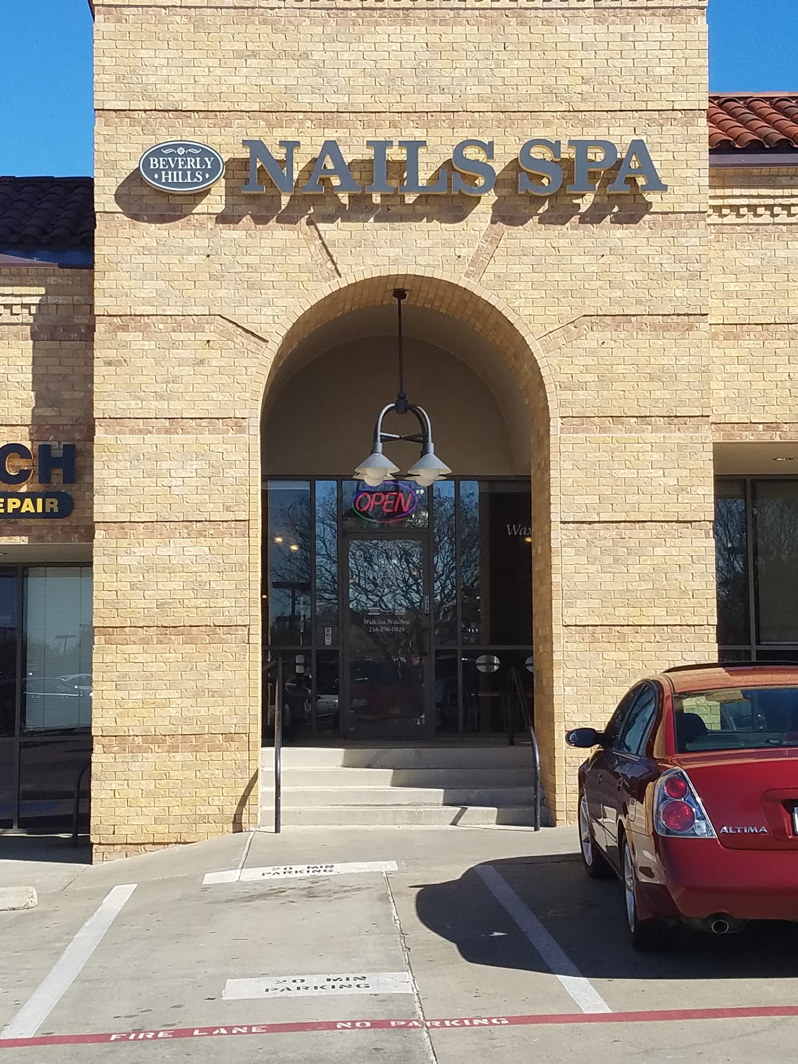 Beverly Hills Nails And Spa nail photo 6